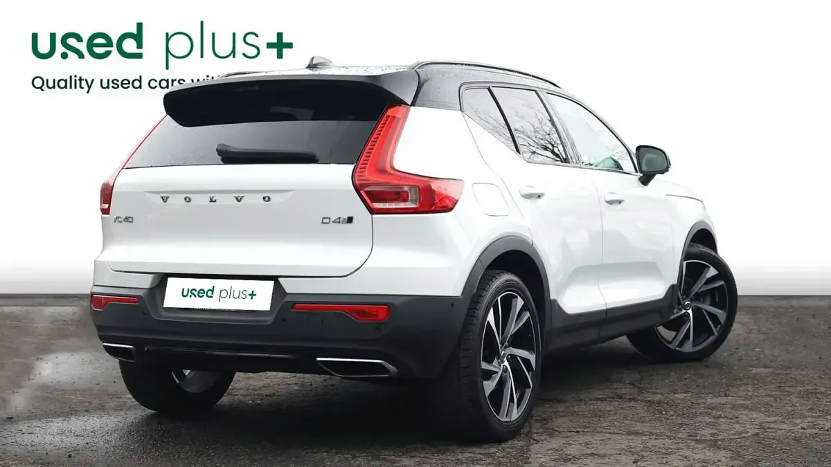Used Volvo XC40 2018 White SUV