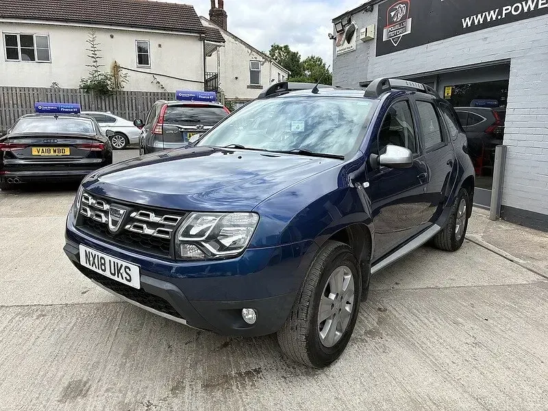 Used Dacia Duster Lauréate 110 HP (80 kW) 2018 Cosmos blue SUV