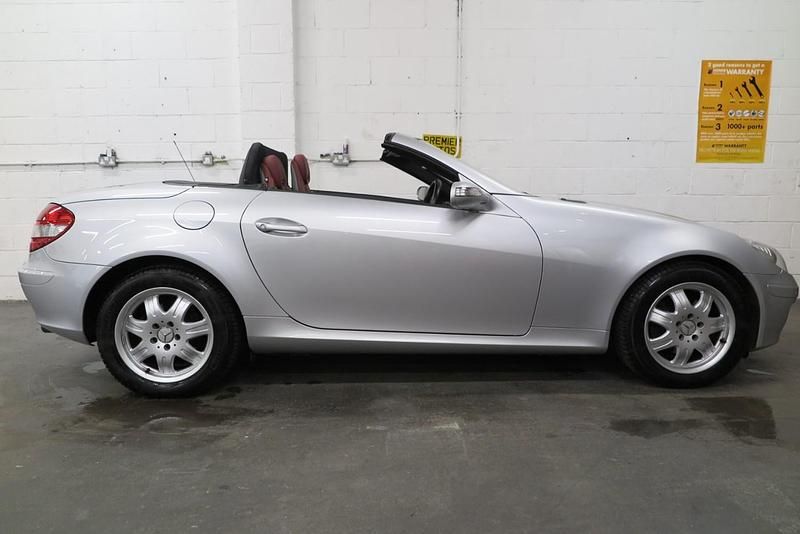 Used Mercedes SLK200 2005 Silver Cabriolet