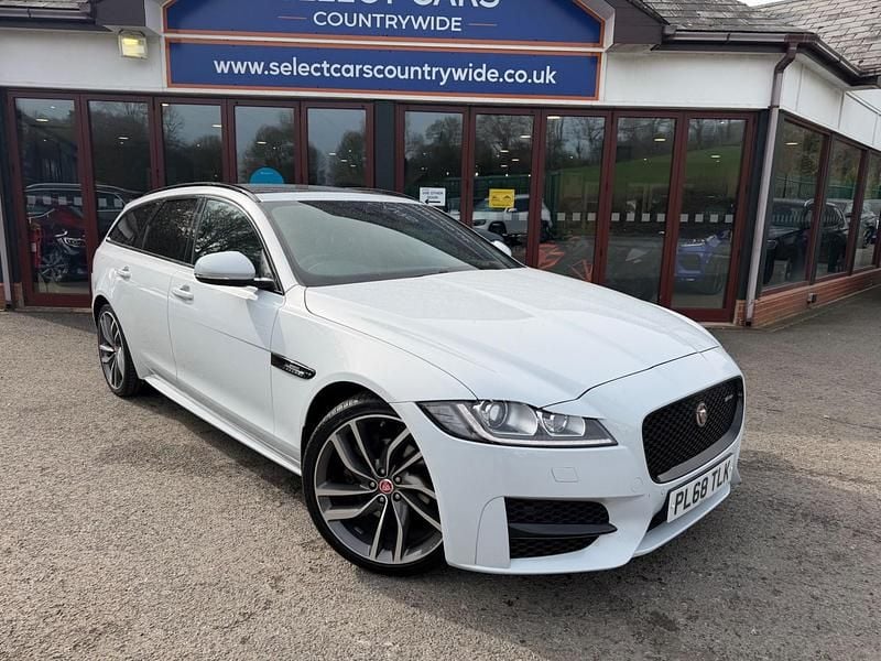 Used Jaguar XF Sportbrake R-Sport 250 HP (183 kW) 2018 White Estate