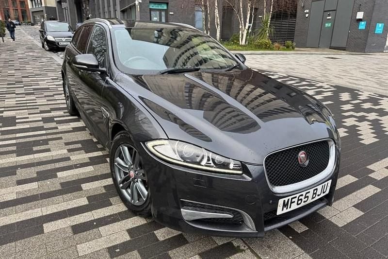 Used Jaguar XF Sportbrake R-Sport 163 HP (119 kW) 2015 Estate