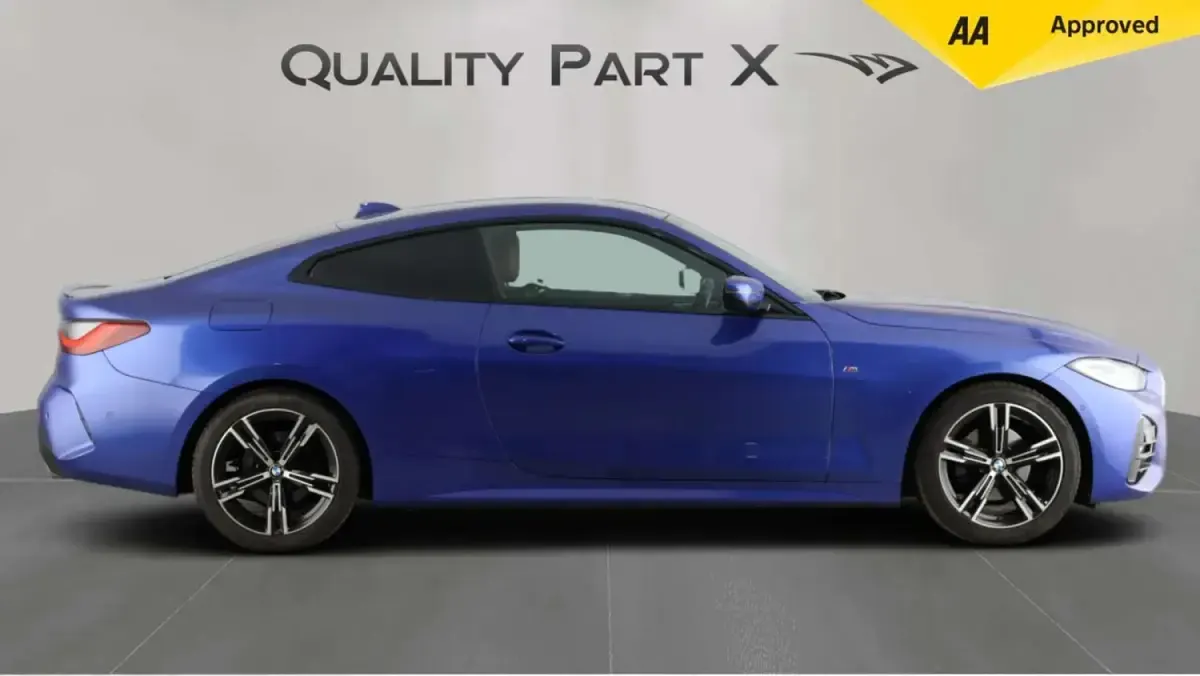 Begagnad BMW 420 M Sport 2022 Blå Sportkupé