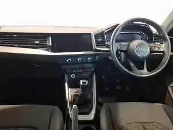 Used Audi A1 Sport 95 HP (69 kW) 2022 White SUV