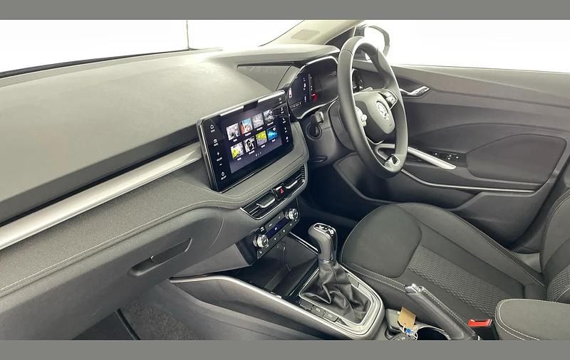 Used Skoda Fabia SE L 113 HP (83 kW) 2024 Black magic pearl effect Hatchback