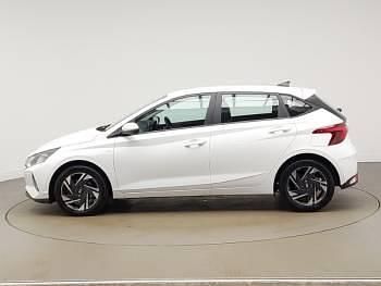 Used Hyundai i20 SE 100 HP (73 kW) 2022 White Hatchback
