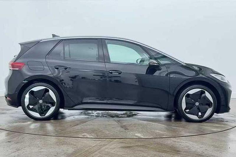 Used VW ID.3 Pro 150 kW (204 HP) 2025 Black Hatchback