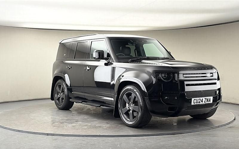 Used Land Rover Defender HSE Dynamic 300 HP (220 kW) 2024 SUV