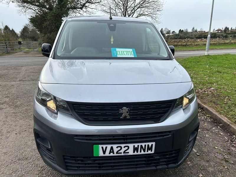 Used Peugeot E-Partner Premium 100 kW (136 HP) 2022 Grey MPV