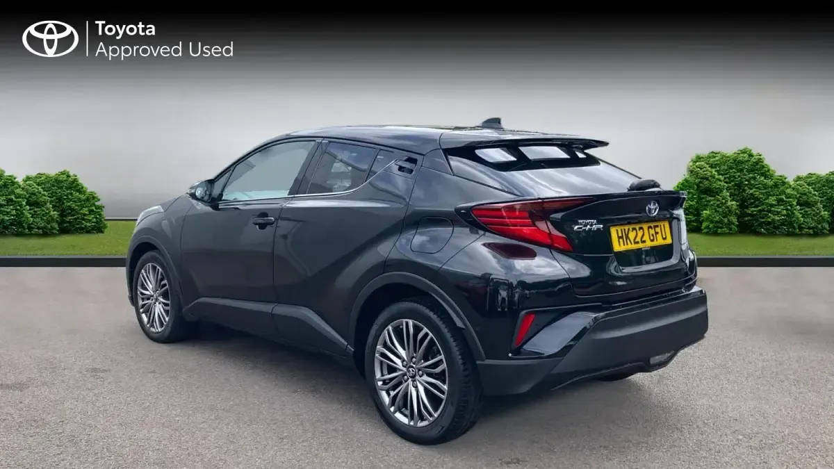 Used Toyota C-HR 122 HP (89 kW) 2022 Eclipse black SUV