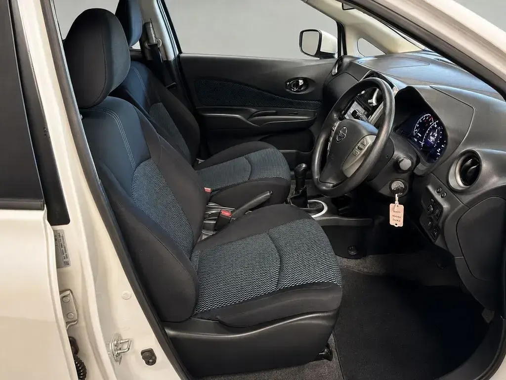Used Nissan Note Acenta Premium 2015 White Hatchback