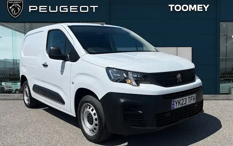 Used Peugeot Partner Premium 102 HP (75 kW) 2023 MPV