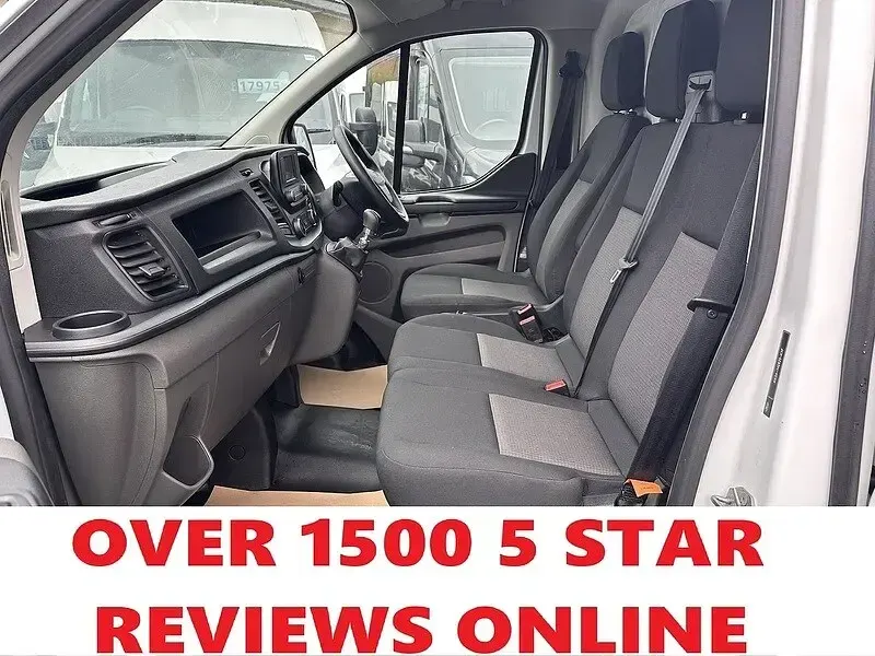 Used Ford Transit Custom 105 HP (77 kW) 2022 White Van