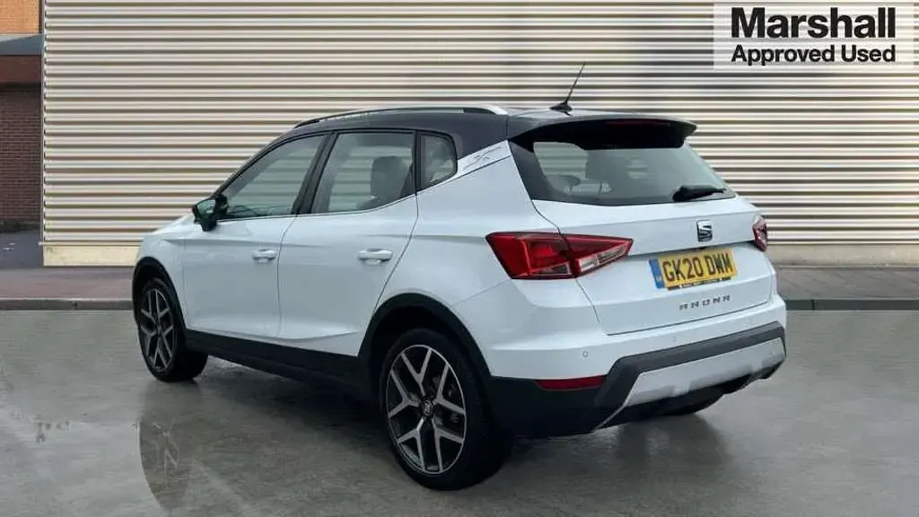 Used Seat Arona XCELLENCE Lux 115 HP (84 kW) 2020 Nevada white magnetic grey SUV