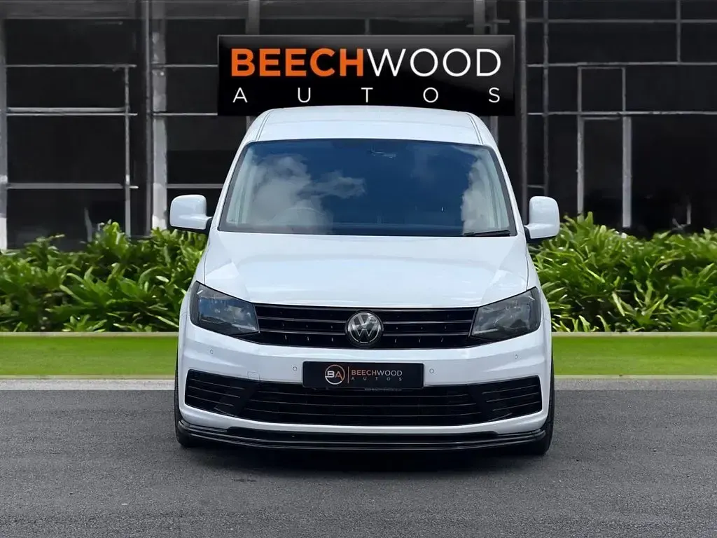Used VW Caddy Startline 102 HP (75 kW) 2018 White MPV