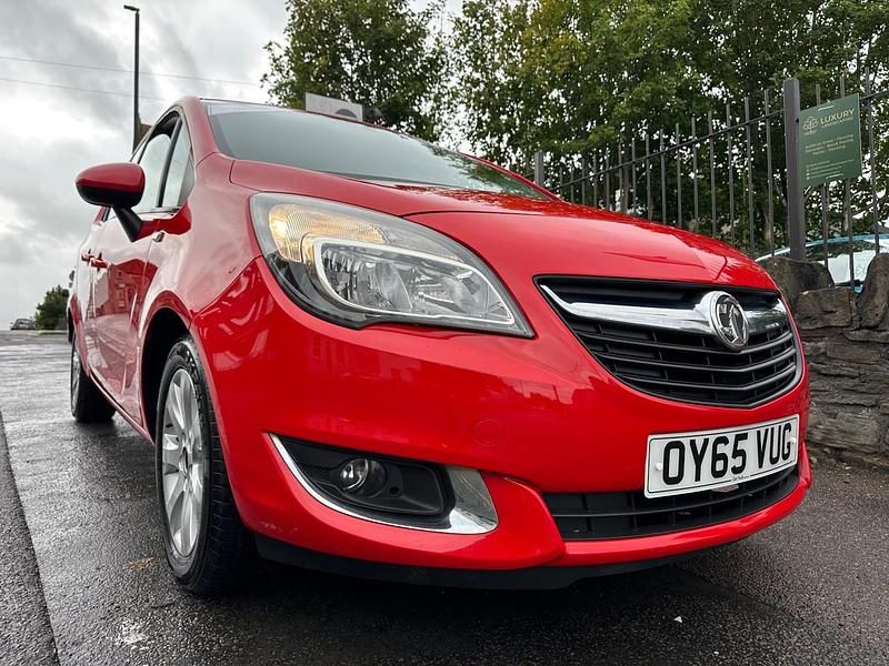 Red Used 2016 Vauxhall Meriva MPV | £2,595 (Fair price) - Image 1/4