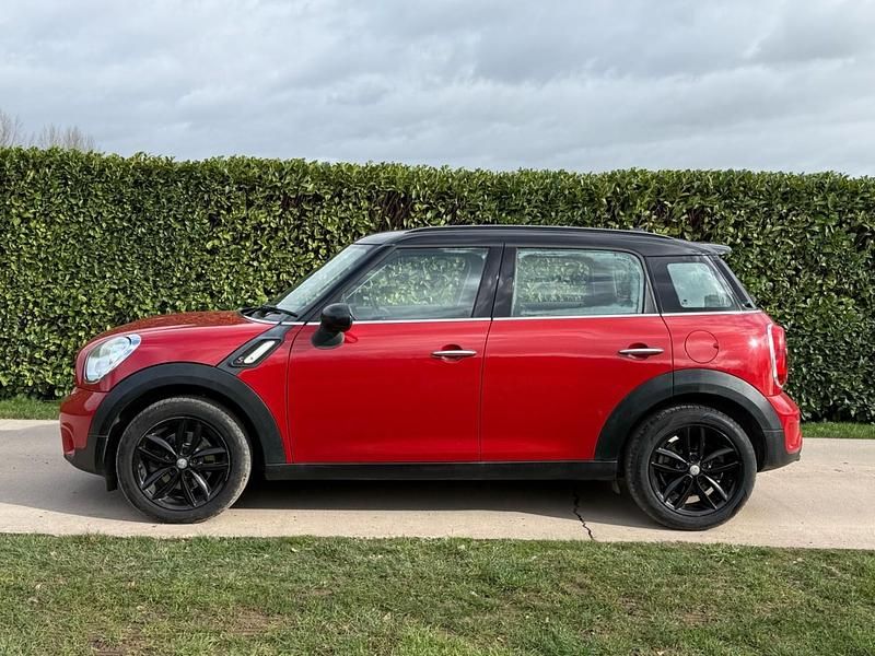 Used Mini Cooper S 2013 Red Hatchback