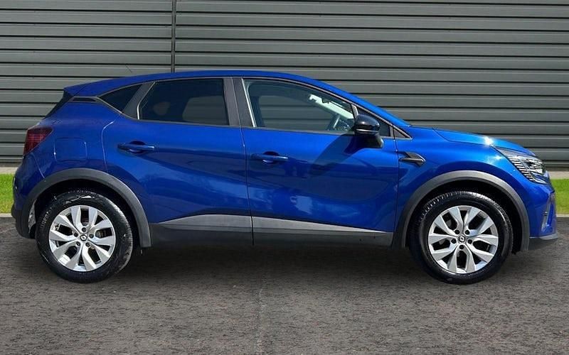 Used Renault Captur Iconic 140 HP (102 kW) 2022 SUV