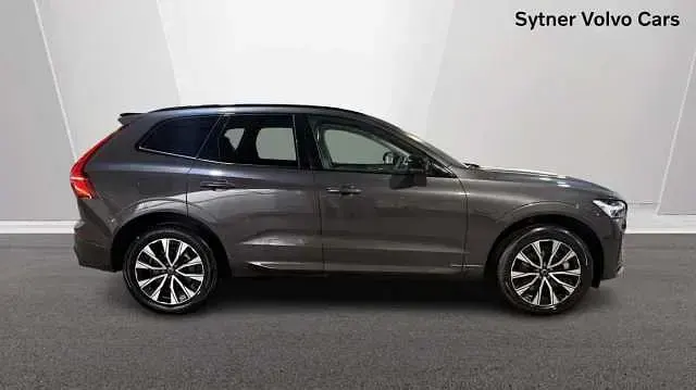 Second-hand Volvo XC60 Plus 247 CP (181 kW) 2025 Gri SUV