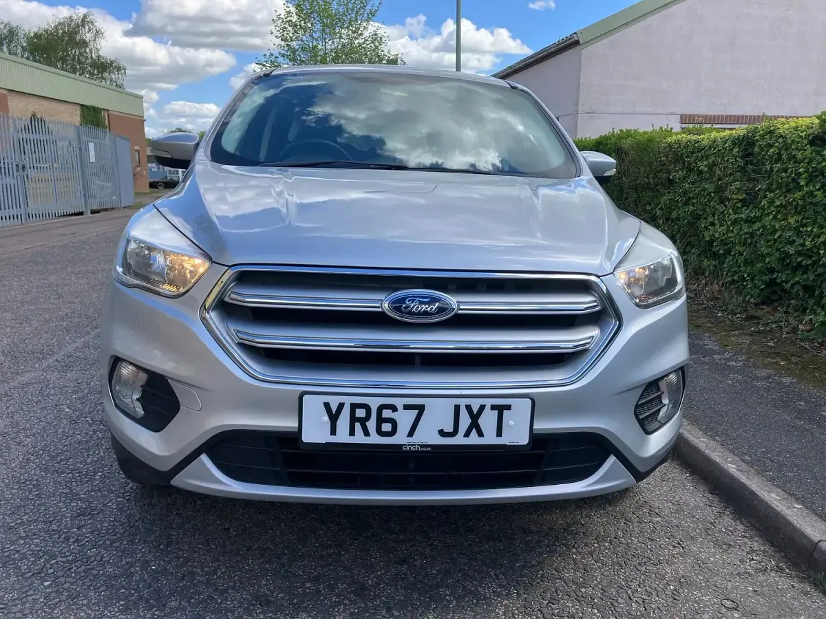 Used Ford Kuga Zetec 120 HP (88 kW) 2017 Silver SUV