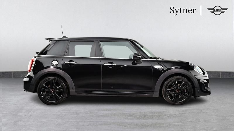 Used Mini Cooper S Sport 192 HP (141 kW) 2019 Black Hatchback