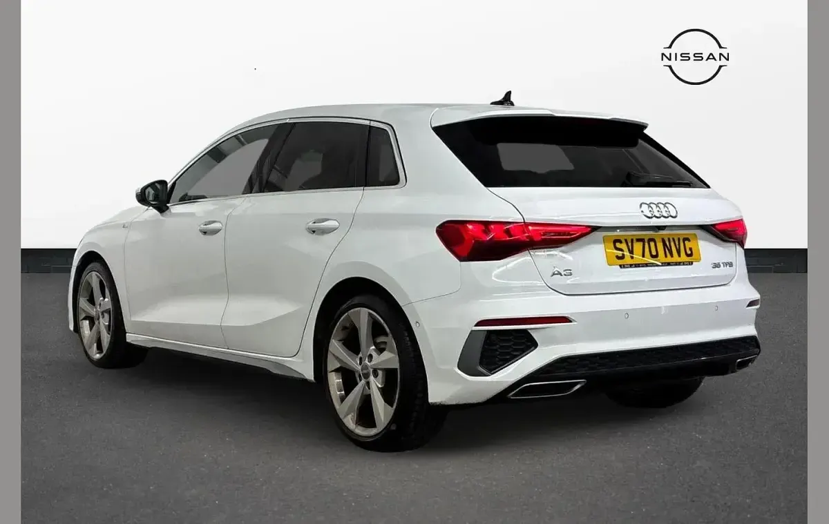 Used Audi A3 S-Line 147 HP (108 kW) 2020 White Hatchback