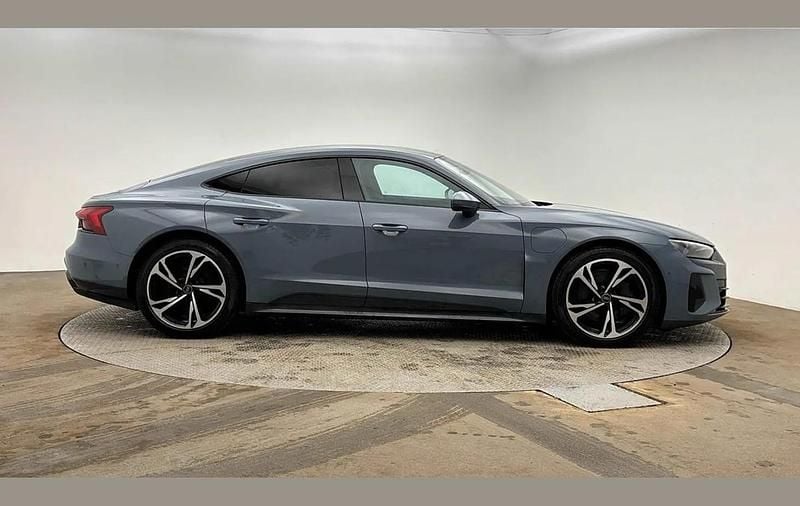 Used Audi e-tron GT quattro Comfort 384 kW (523 HP) 2024 Grey Sedan