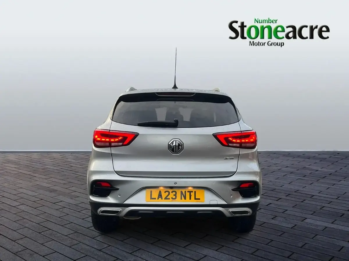 Used MG ZS Exclusive 106 HP (77 kW) 2023 Silver SUV