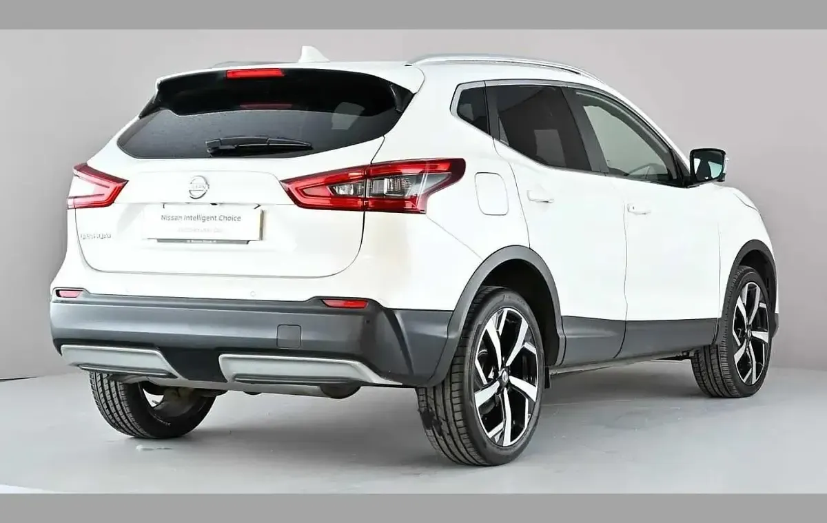 Used Nissan Qashqai 130 HP (95 kW) 2018 White SUV