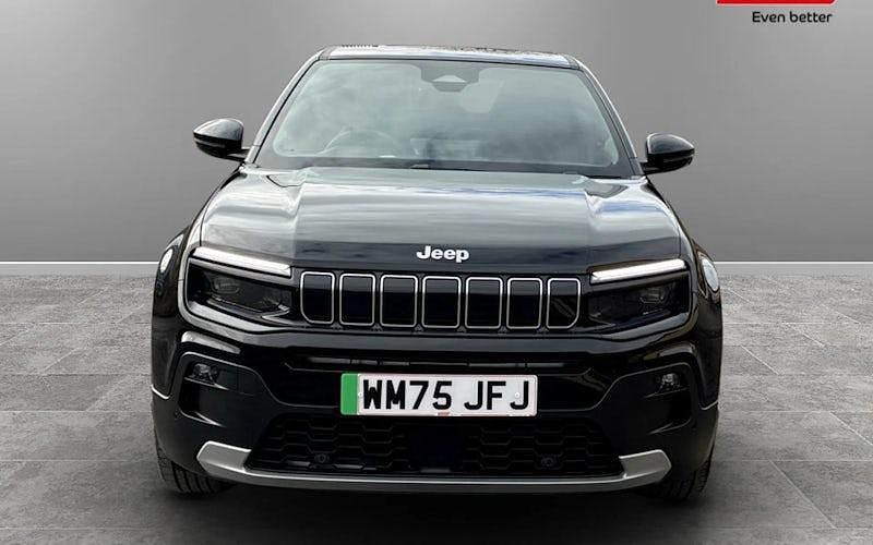 Begagnad Jeep Avenger Summit 114 kW (156 HK) 2024 SUV