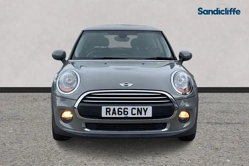 Used Mini ONE Hatch 102 HP (75 kW) 2016 Hatchback