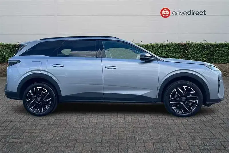 Used Peugeot 5008 Allure 136 HP (100 kW) 2025 Grey SUV