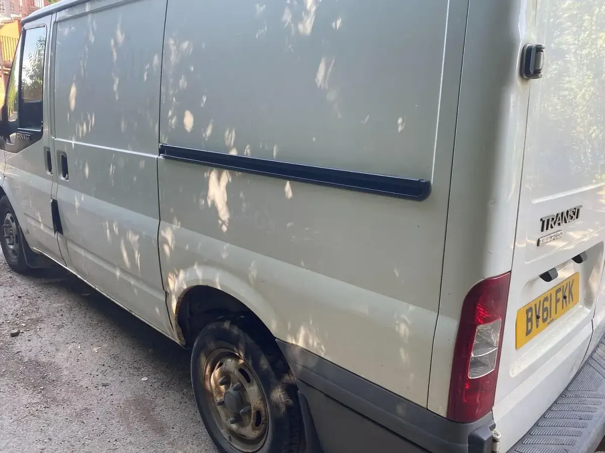 Used Ford Transit 85 HP (62 kW) 2011 White Van