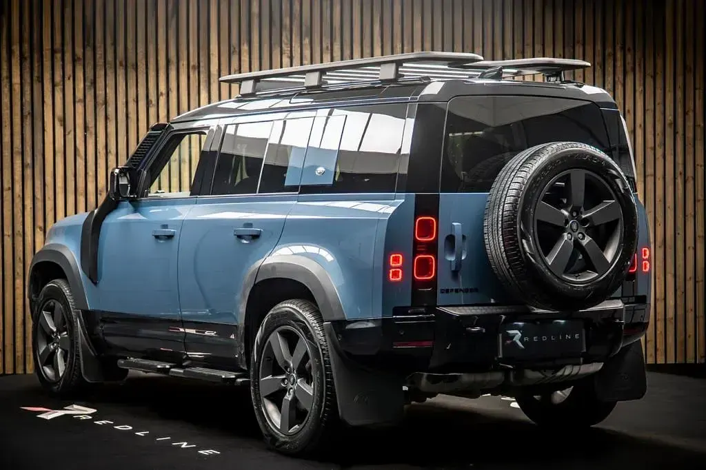 Used Land Rover Defender HSE Dynamic 2024 Blue SUV
