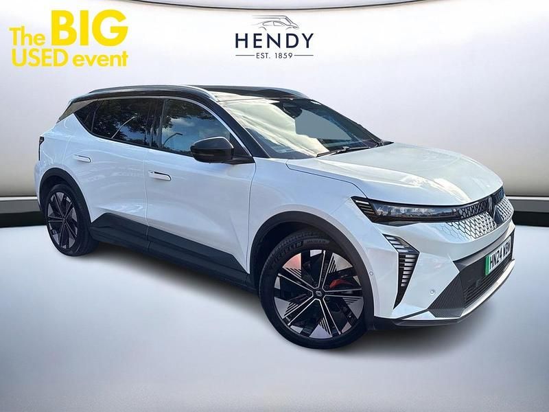 White Used 2024 Renault Scénic Techno MPV | £27,298 (Super price) - Image 1/1