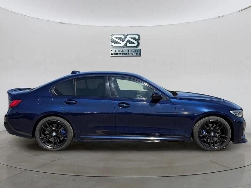 Begagnad BMW 330e M Sport 2020 Blå Sedan