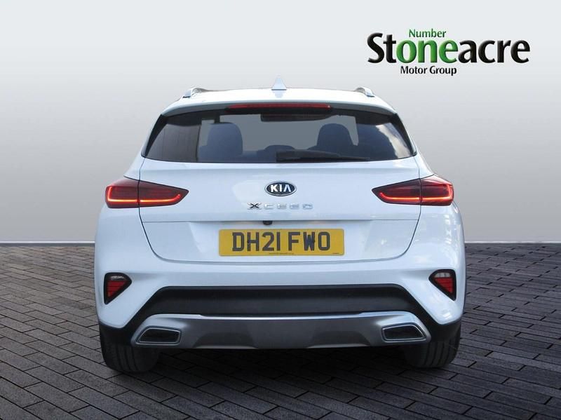 Used Kia XCeed 118 HP (86 kW) 2021 White SUV