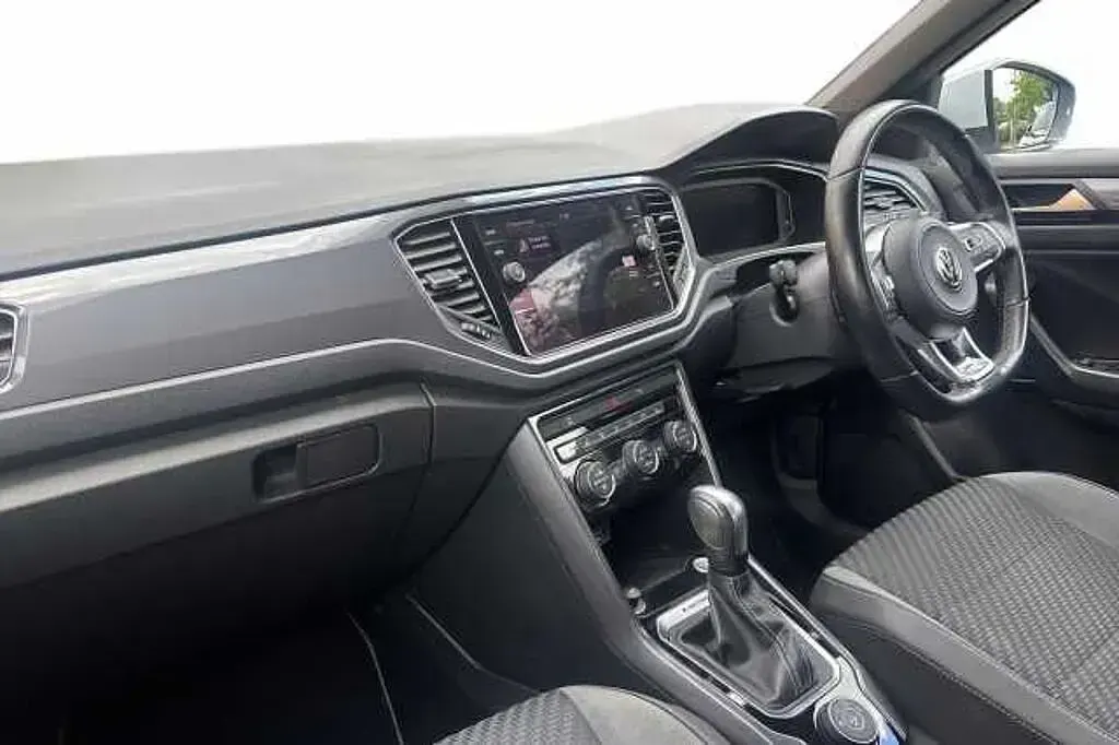 Used VW T-Roc R-line 190 HP (139 kW) 2020 Silver SUV