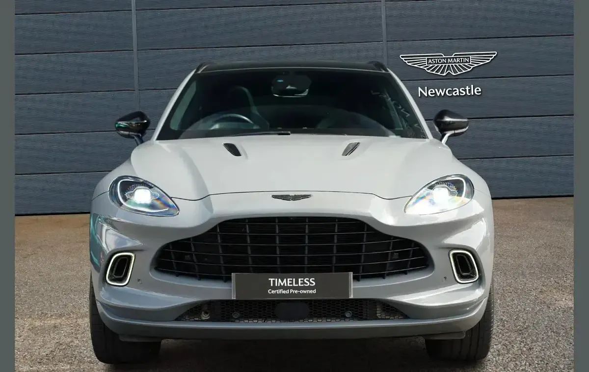 Used Aston Martin DBX 542 HP (398 kW) 2022 Grey SUV