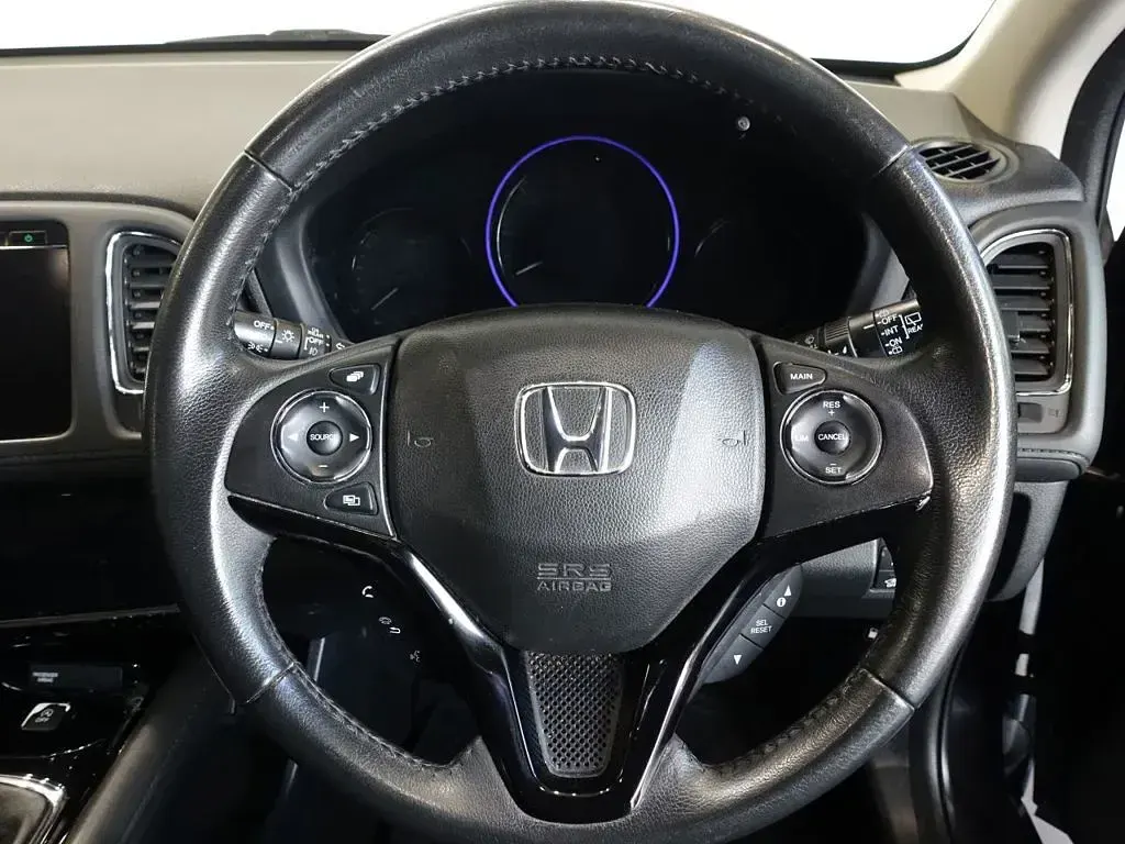 Used Honda HR-V SE 120 HP (88 kW) 2019 Black SUV