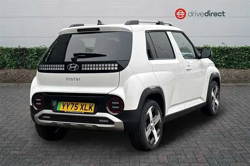 New Hyundai Inster 85 kW (116 HP) 2025 White Hatchback
