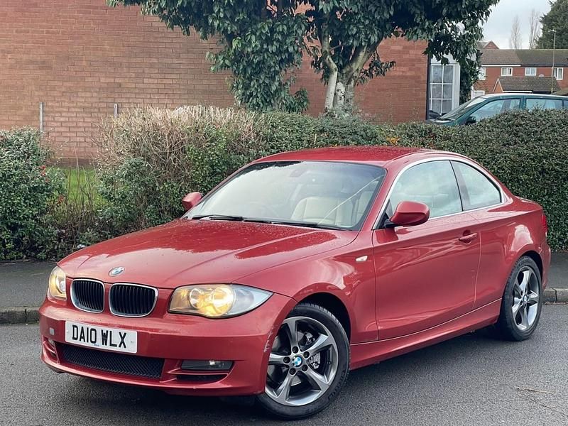 Used BMW 120 Coupé 2010 Red Coupe