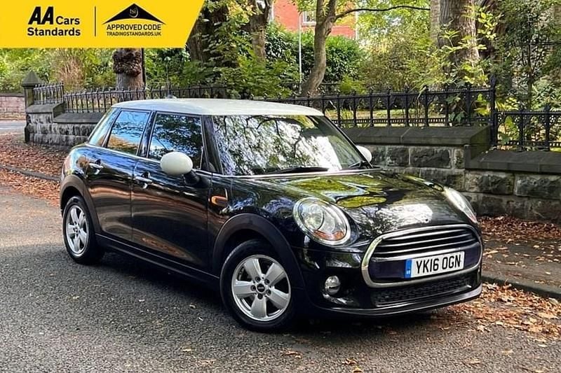 Used 2016 Mini Cooper D Hatchback | £7,795 (Good price) - Image 1/1
