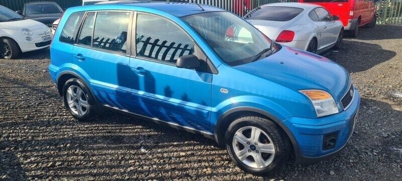 Blue Used 2009 Ford Fusion Zetec Hatchback | £1,495 (Good price) - Image 1/4