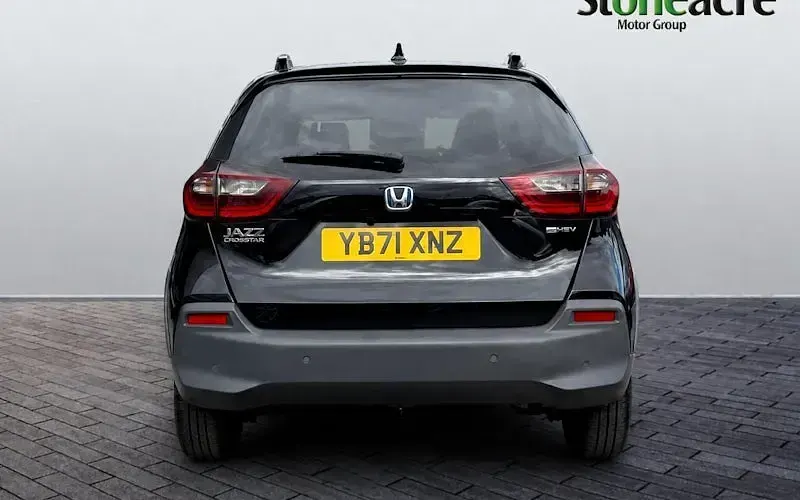 Used Honda Jazz Hybrid 109 HP (80 kW) 2022 Black Hatchback