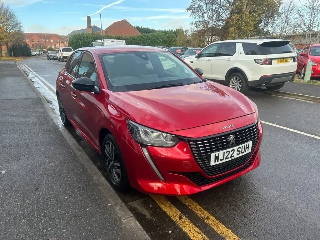 Used Peugeot 208 Allure Premium 100 HP (73 kW) 2022 Red Hatchback