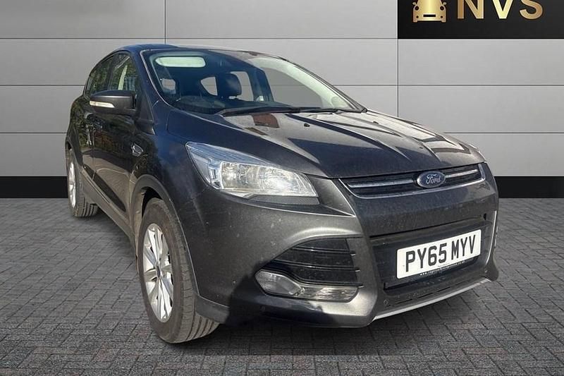 Used Ford Kuga Titanium 180 HP (132 kW) 2015