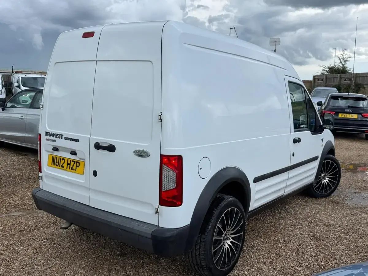 Used Ford Transit Connect 90 HP (66 kW) 2012 White MPV