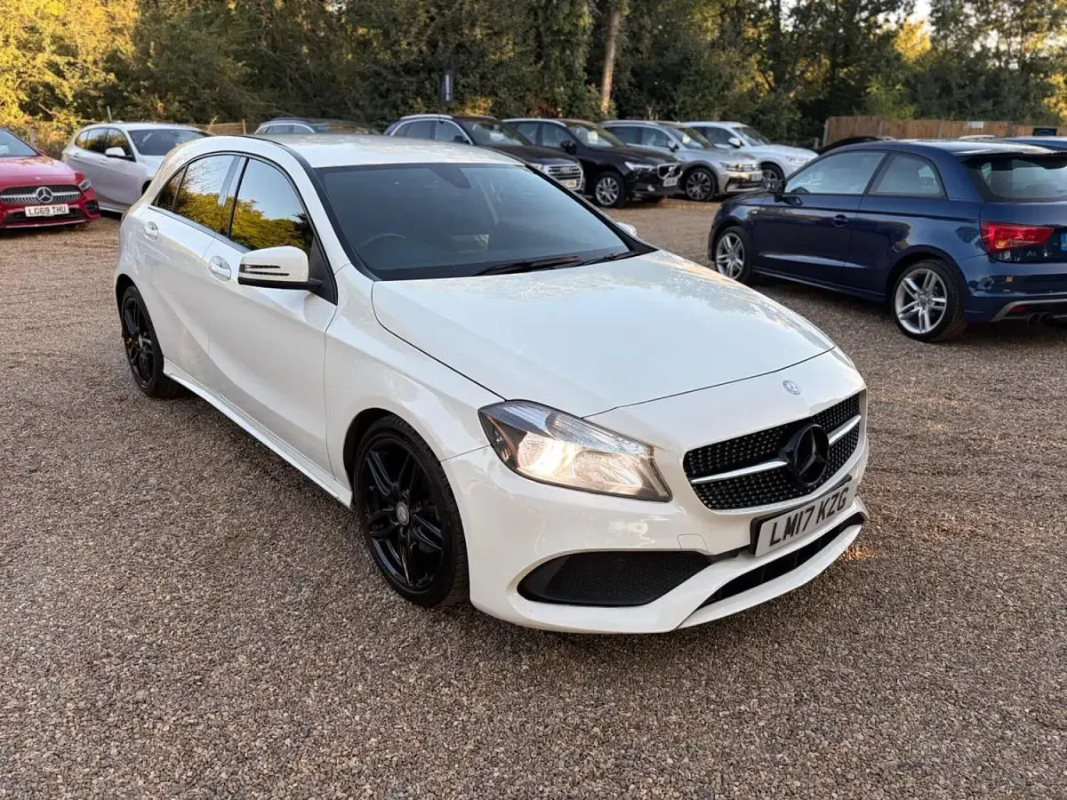 Used Mercedes A160 AMG line 2017 White Hatchback