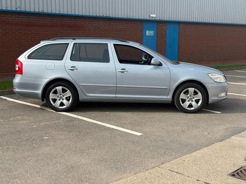 Used Skoda Octavia Elegance 2011 Blue Estate
