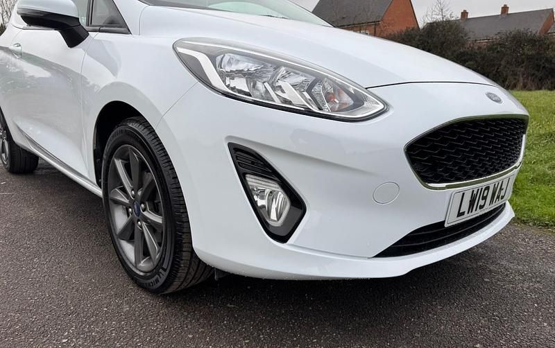 Used Ford Fiesta 2019 White Van